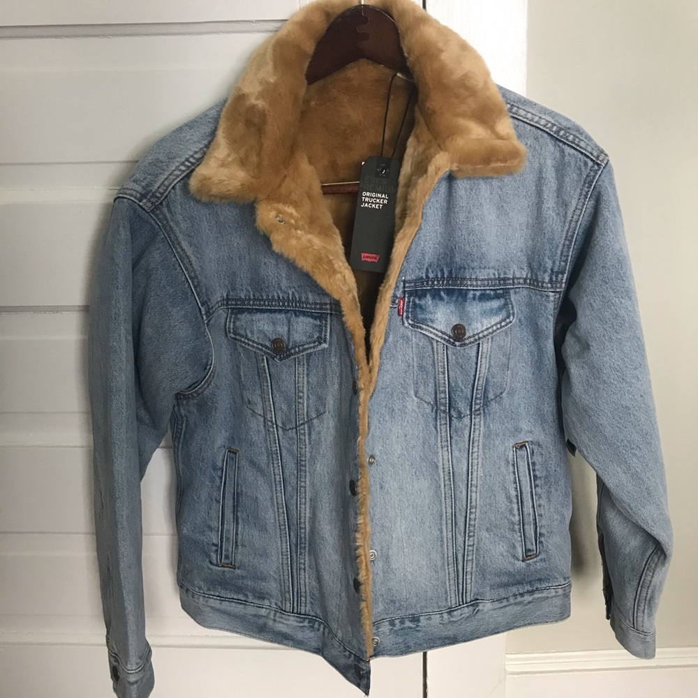 Fur-Lined Levi’s Original Trucker Jacket